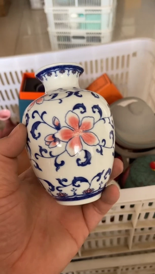 摆件摄影的产品有使用过的痕迹有点脏介意勿拍