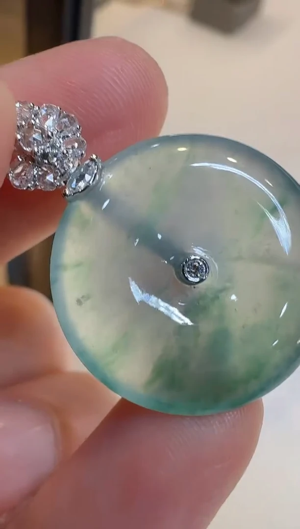 吊坠(不含链)18K金镶嵌翡翠多样性团购发一件