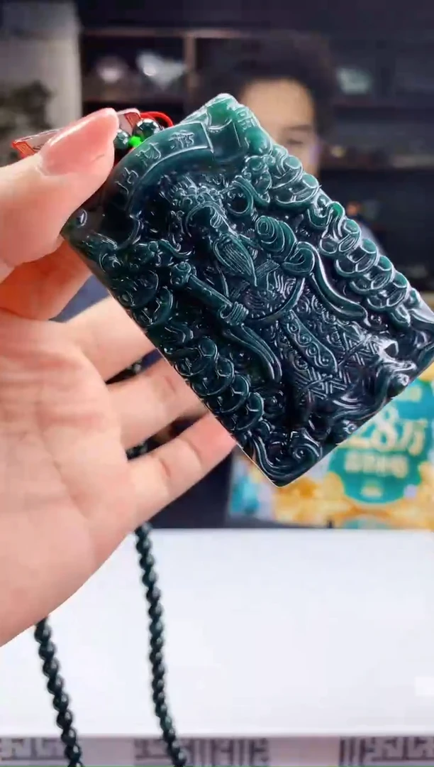 翡翠未镶嵌颈饰翡翠A货