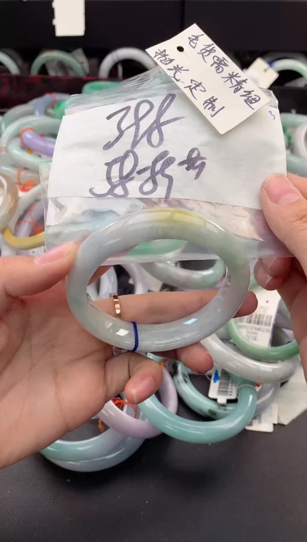 【闪购商品】定制翡翠未镶嵌毛货需精细抛光+多人