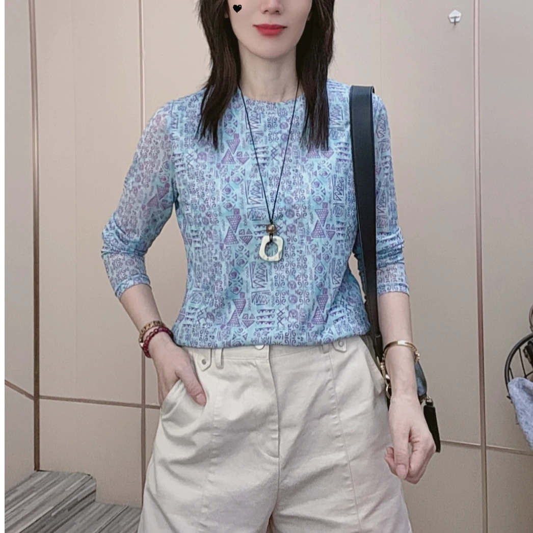 2025秋季新款女装圆领长袖洋气冰清玉蓝肌肤纱透气宽松t恤女体恤T