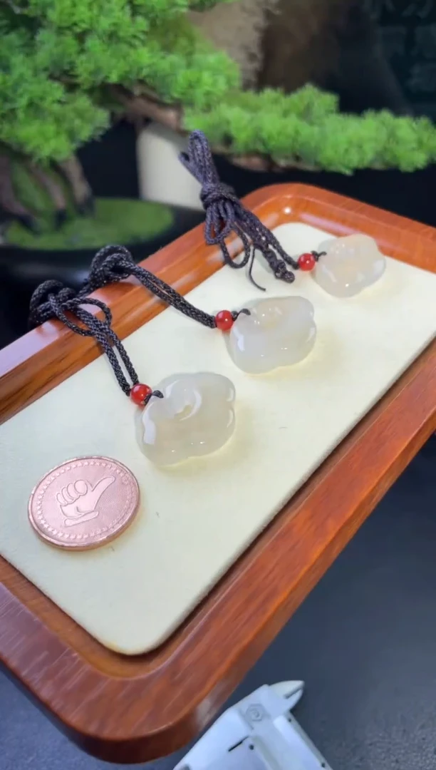 【闪购商品】玛瑙/玉髓颈饰未镶嵌吊坠多样性发一