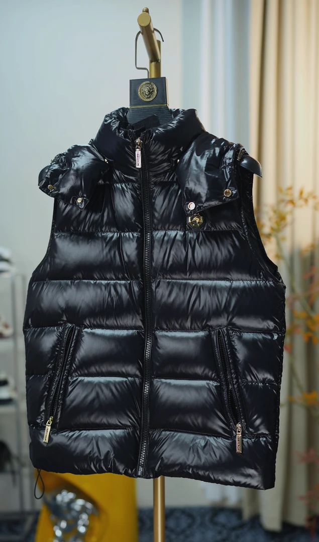 STEFANO连帽鹅绒马甲保暖常规款免烫外套666QD252008