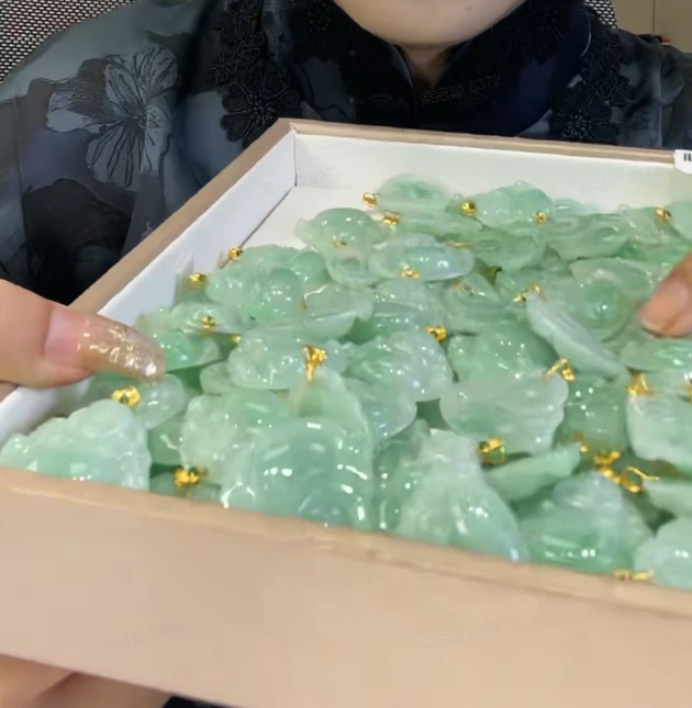 刘思懿专场天然翡翠佛公@多样性发一件@50298