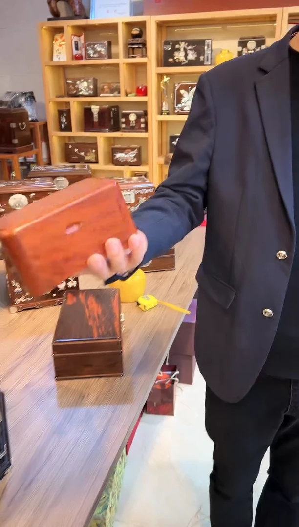 【闪购商品】花梨木类成套家具缅花 小首饰盒