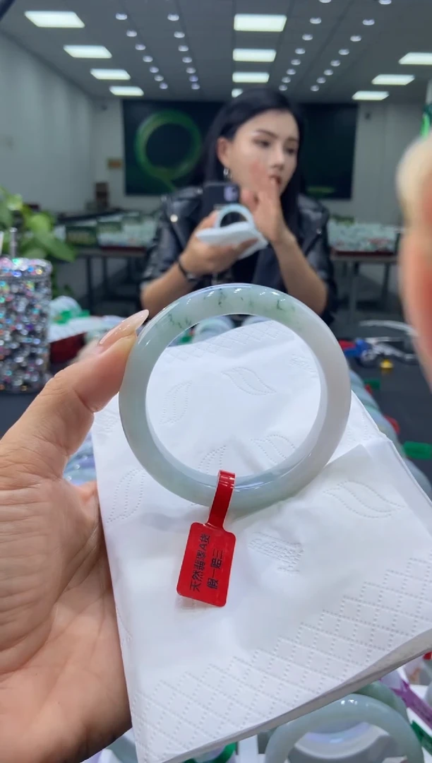 未镶嵌手镯翡翠00008192
