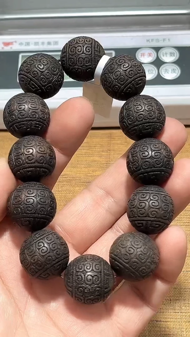 【闪购商品】檀香木精品推荐越南芽庄熟结紫qn雕刻