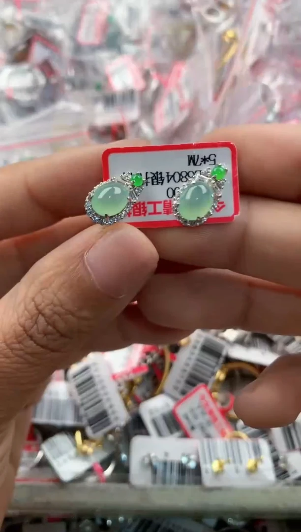 银S925镶嵌戒指翡翠10               4
