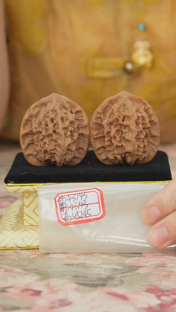 把件文玩核桃～非嫁接马老四