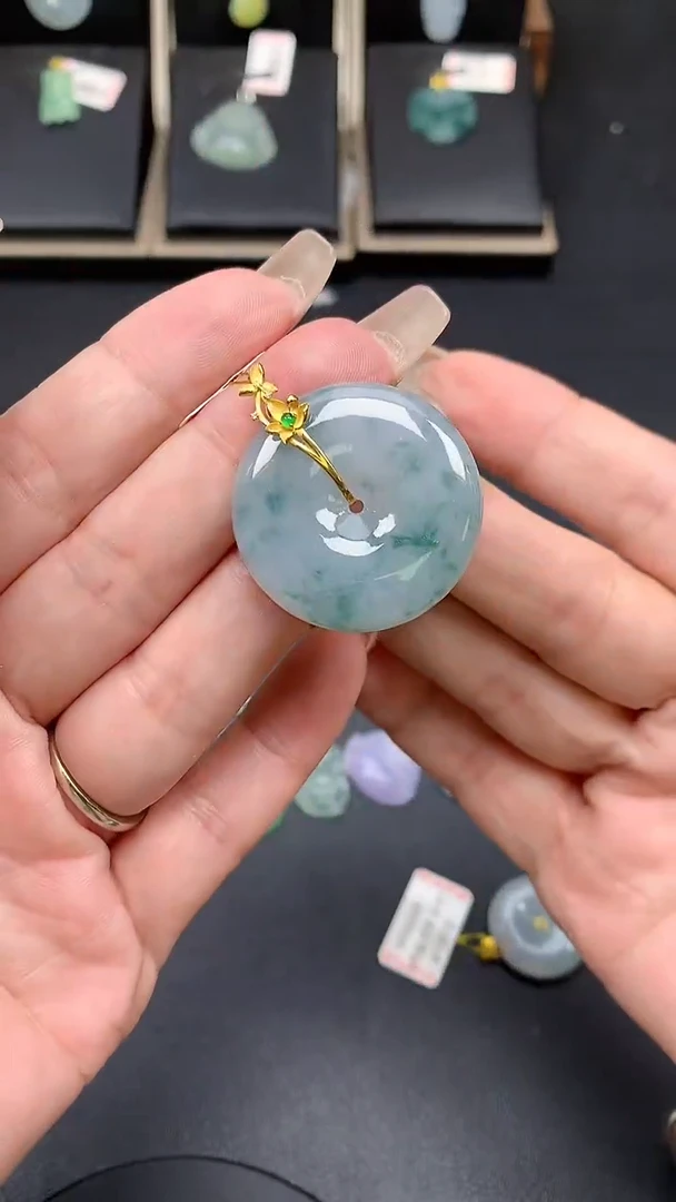 【闪购商品】翡翠吊坠(不含链)18K金镶嵌MS150827