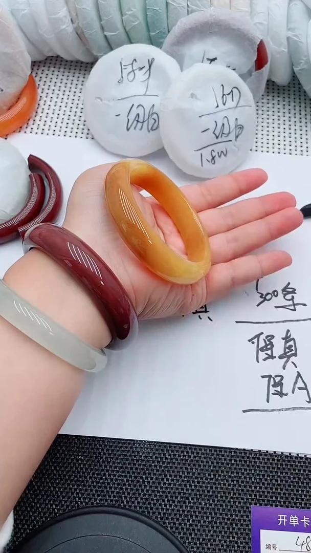 未镶嵌手镯石英质玉48-59-60