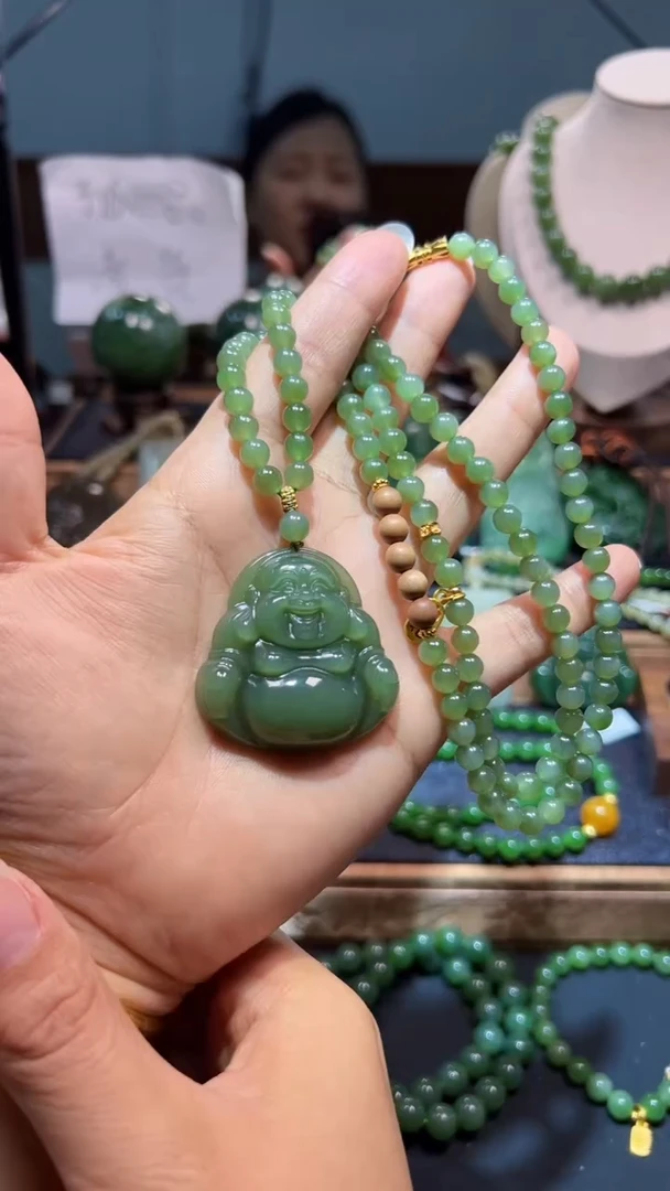 颈饰未镶嵌和田玉1