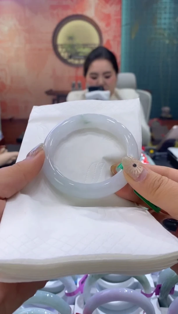 未镶嵌手镯翡翠多人00012047