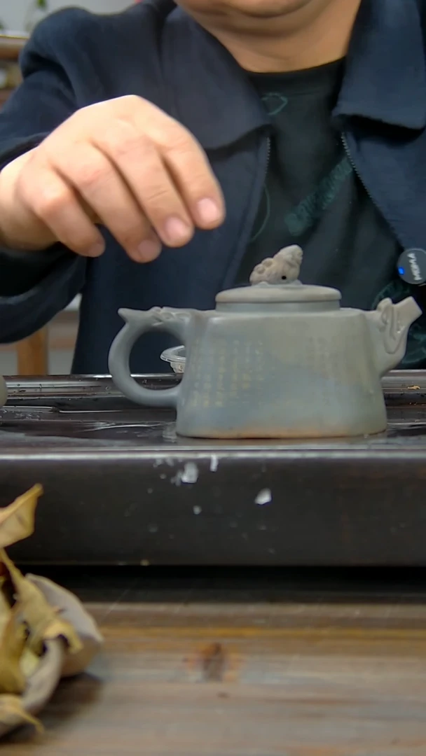 【闪购商品】贵台龙窑柴烧茶壶323