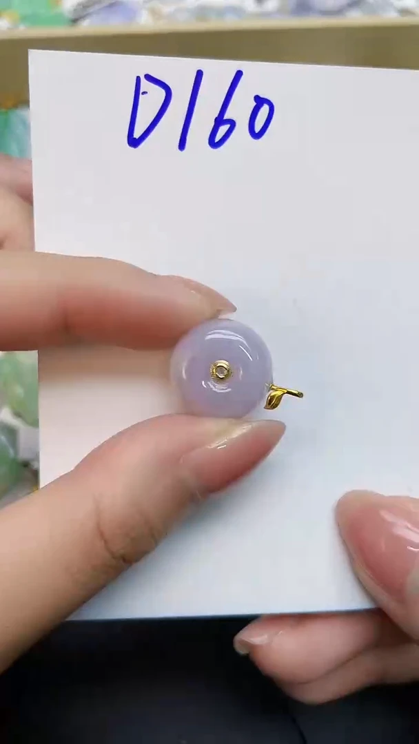 翡翠18K金镶嵌颈饰0000000000