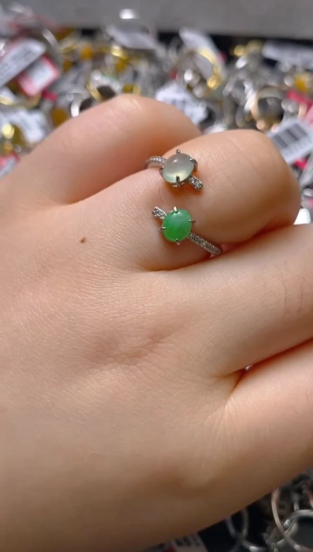 银S925镶嵌戒指翡翠百内无证书