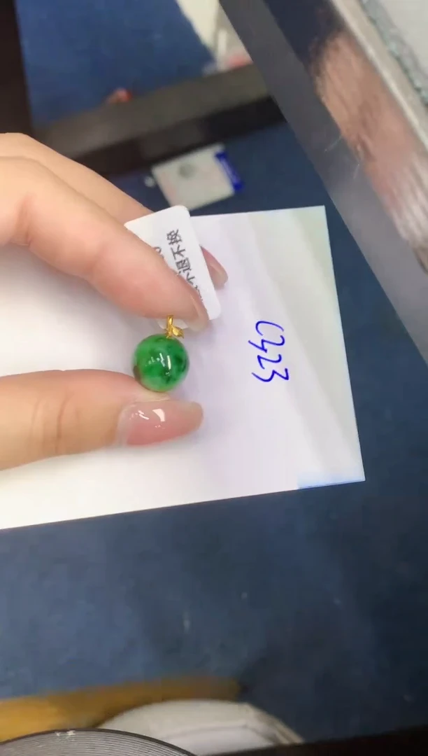 翡翠18K金镶嵌颈饰00000000000000