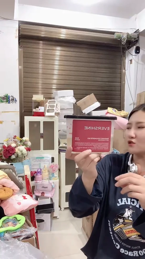 塑料福利特价晴天大白除湿盒