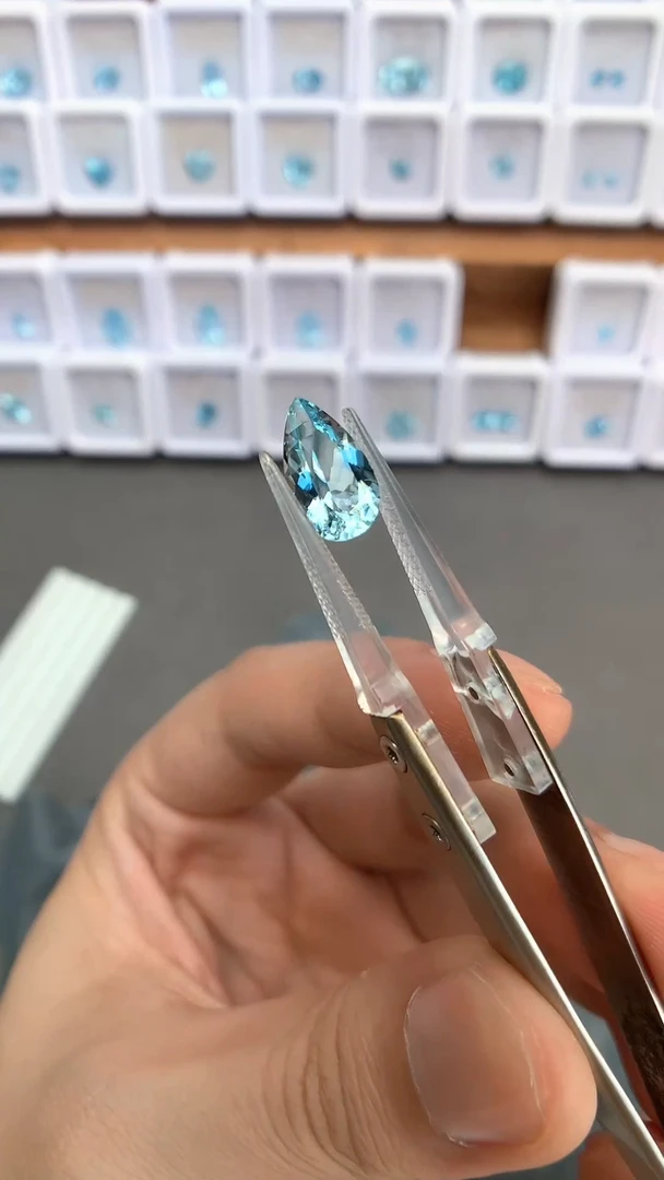 未镶嵌裸石定制海蓝宝石3.02ct 圣玛
