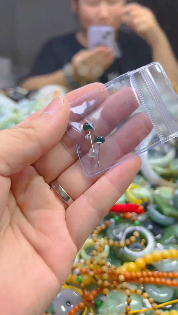 翡翠未镶嵌颈饰5mm/U/翡翠A货,一件也是批发价