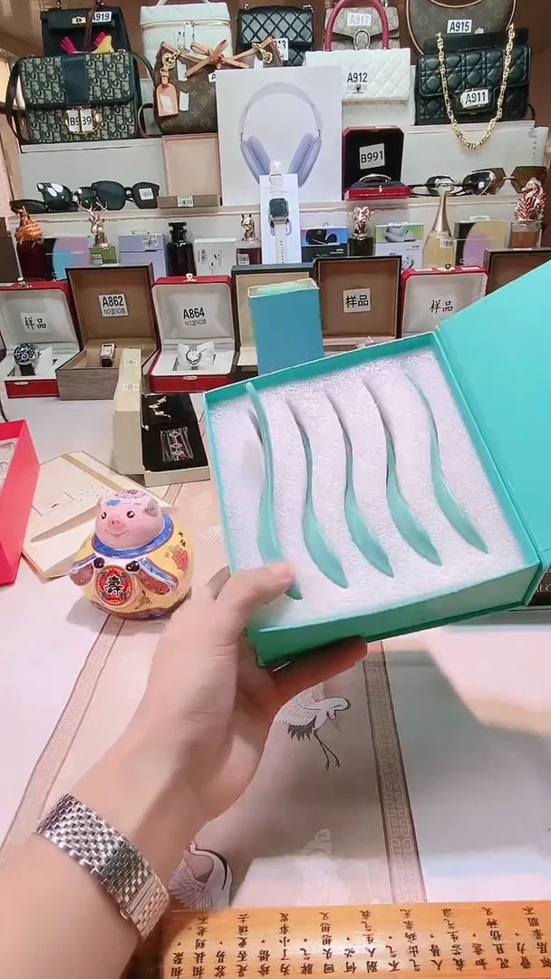 瓷片瓷器 库房到期 全部地板价@@1