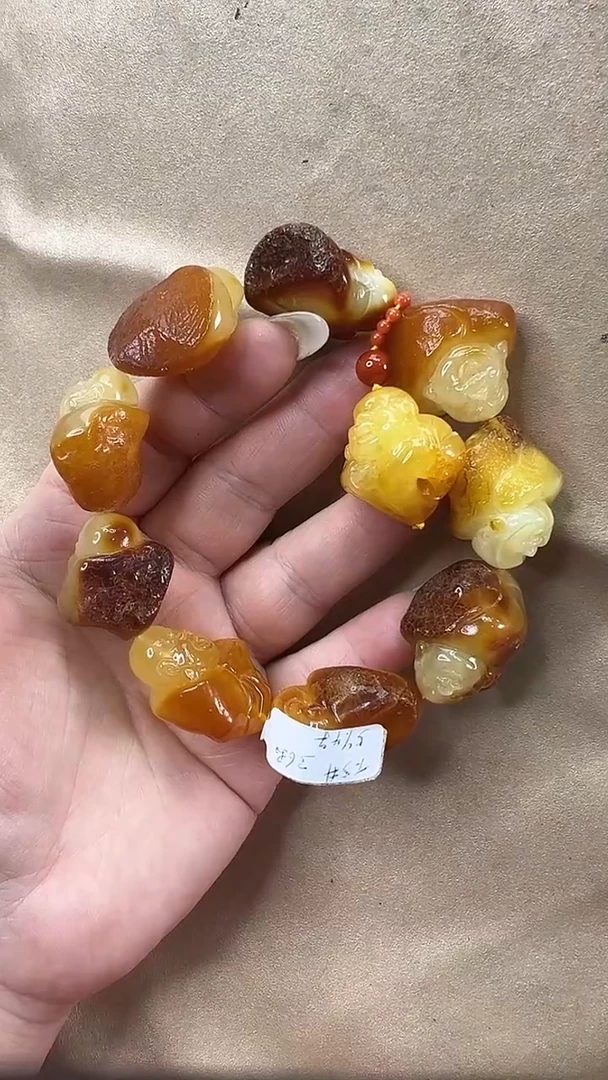 琥珀颈饰未镶嵌手串