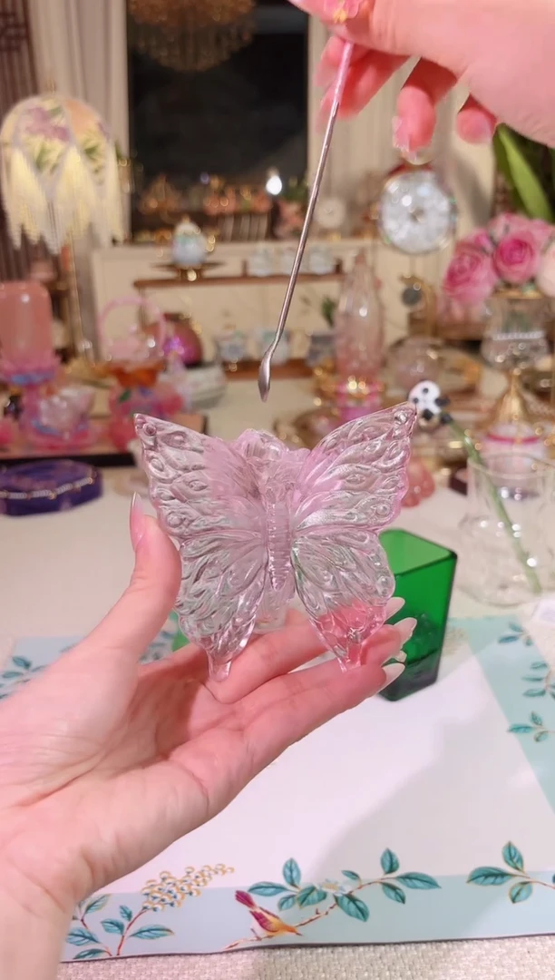 卡普拉--粉紫蝴蝶花器--如图