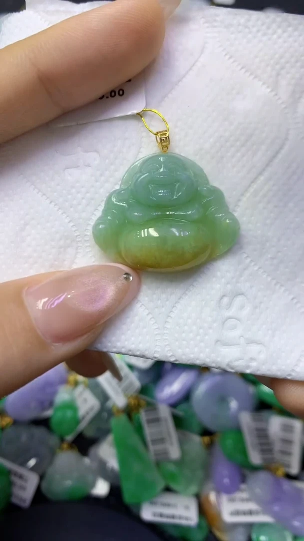 颈饰18K金镶嵌翡翠天然缅甸翡翠A货