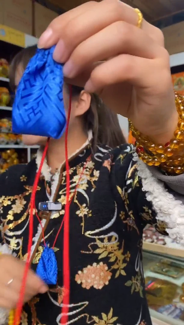 【闪购商品】泥塑黑九丸-与实物略有差异介意者慎拍