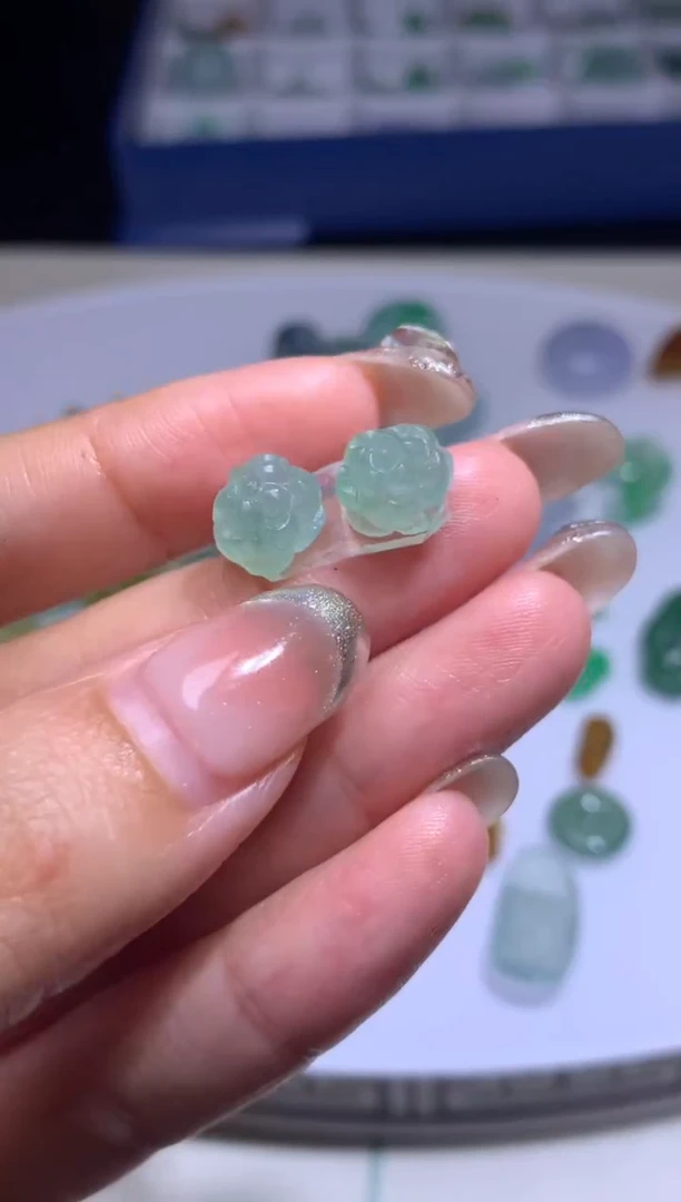 未镶嵌定制翡翠毛货