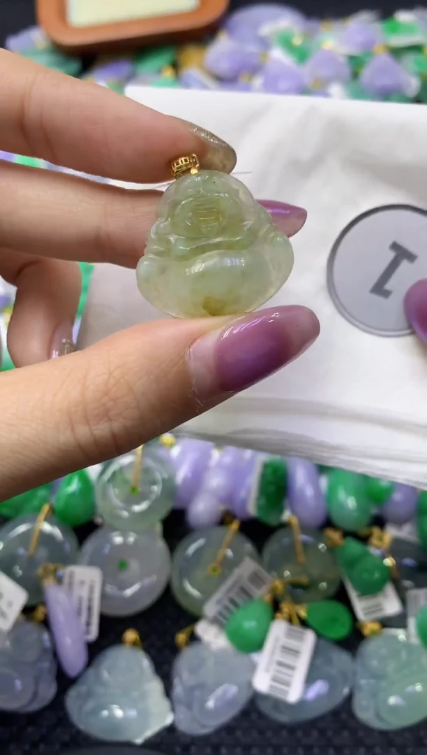 颈饰未镶嵌翡翠天然缅甸翡翠A货