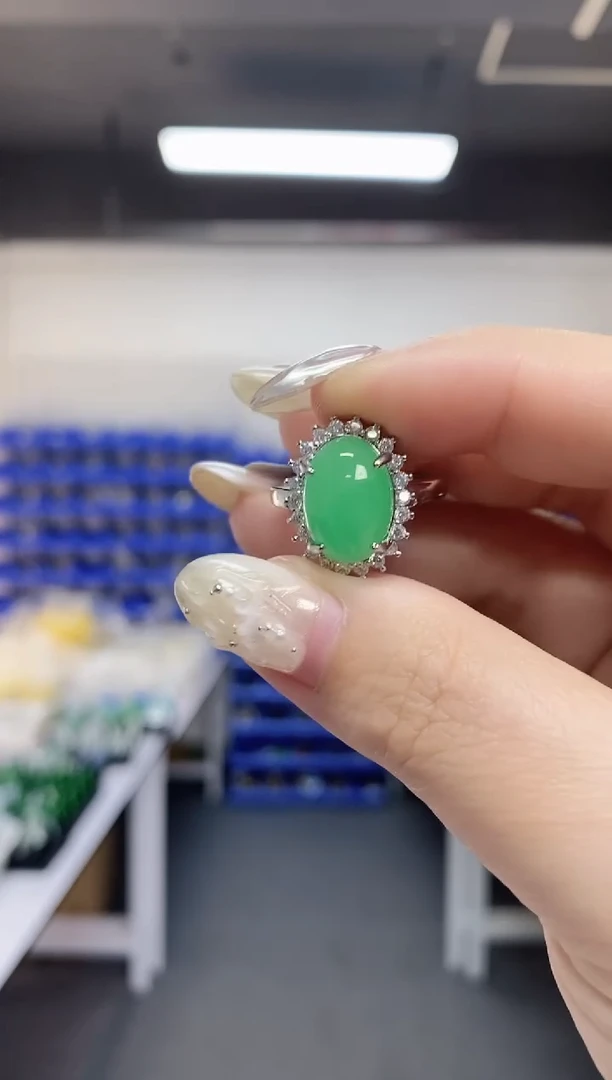 【闪购商品】翡翠戒指未镶嵌多样性发其一颜色微差