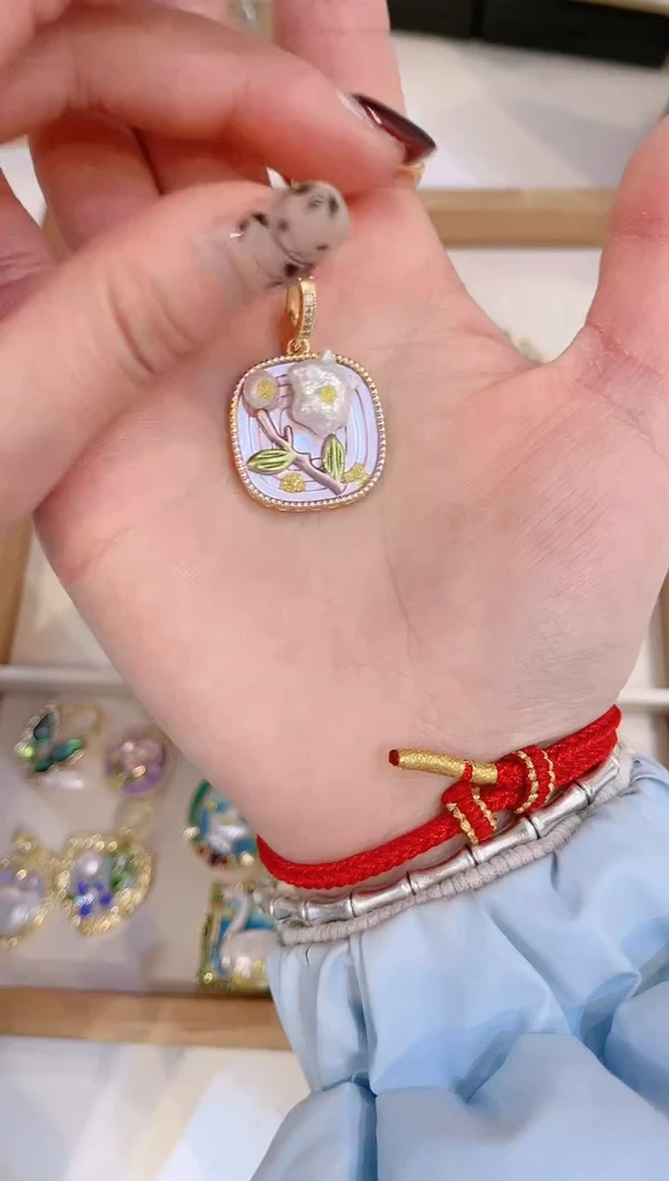 【闪购商品】淡水珍珠颈饰合金吊坠