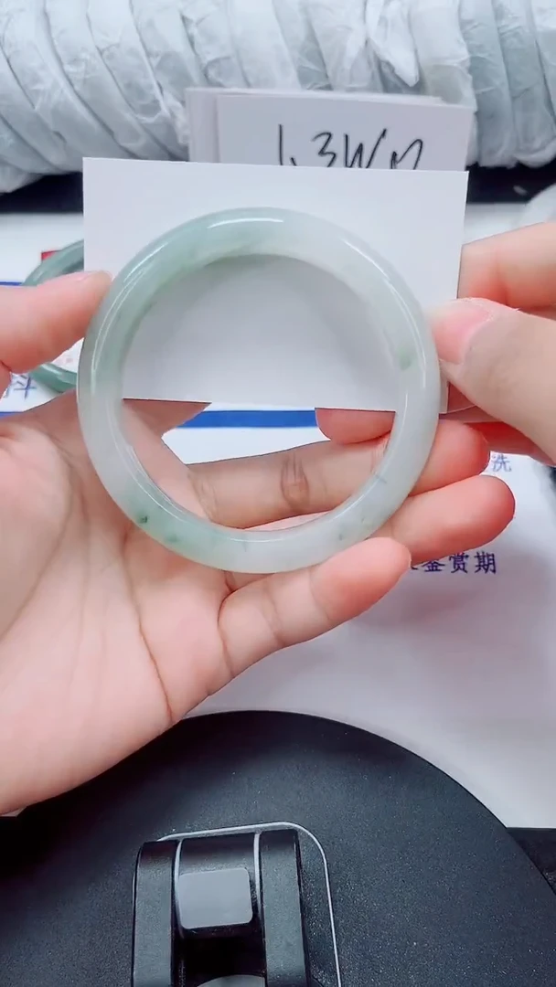 未镶嵌手镯石英质玉157-57/58