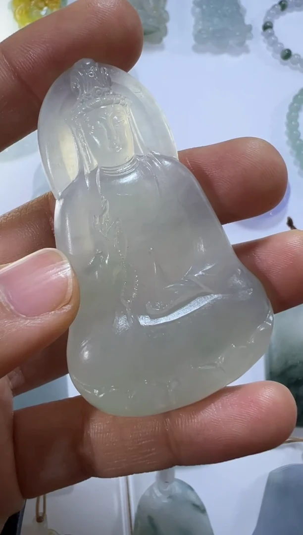 未镶嵌定制翡翠素衣