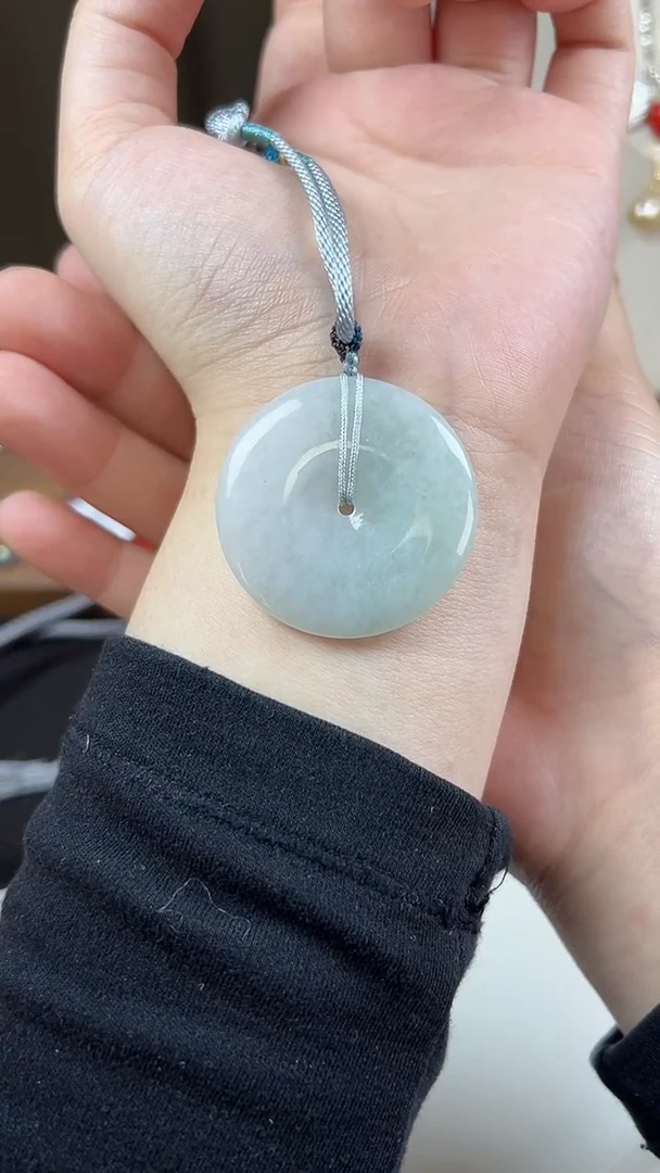 【闪购商品】翡翠颈饰未镶嵌大版平安扣