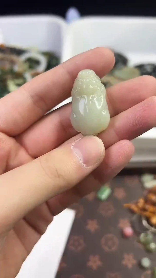 颈饰未镶嵌和田玉多样性发货