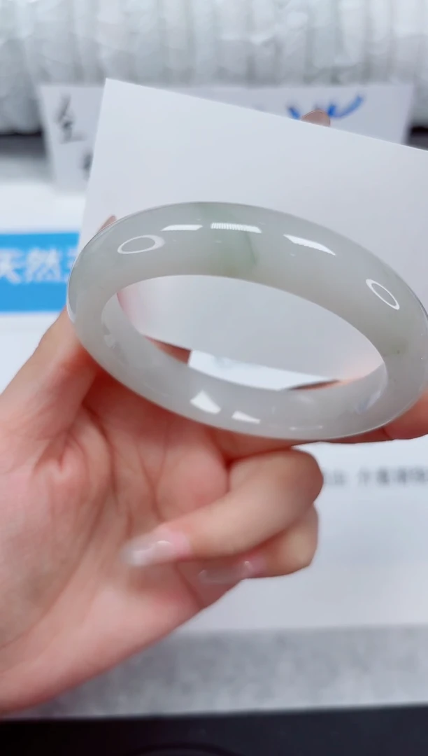 未镶嵌手镯石英质玉182-56