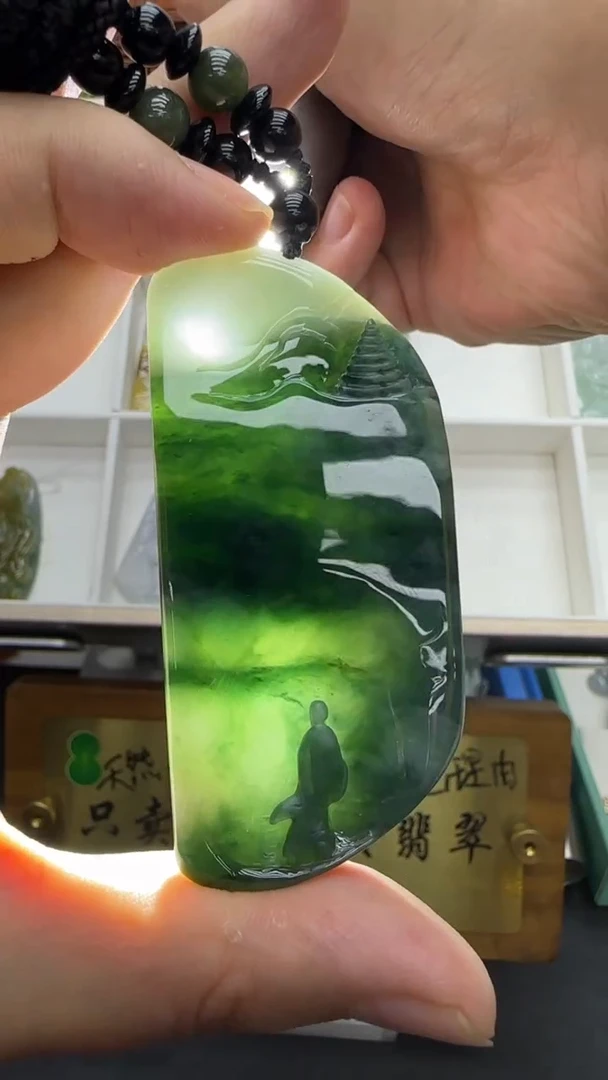 【闪购商品】翡翠挂件未镶嵌国雕谢林工（定制退货扣1000元）