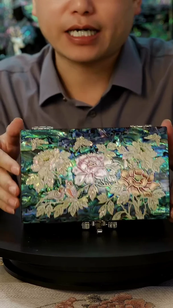 黑金鲍全满螺·弘贝雅螺钿漆器文化馆