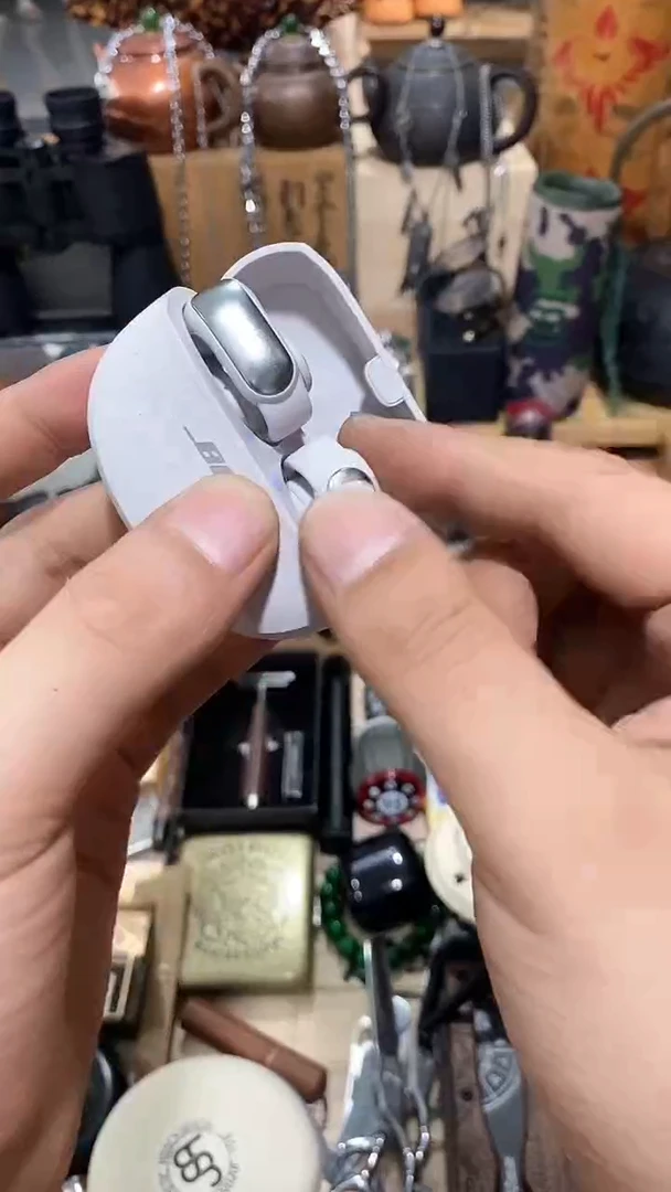 瓷片闪购商品  如图所示