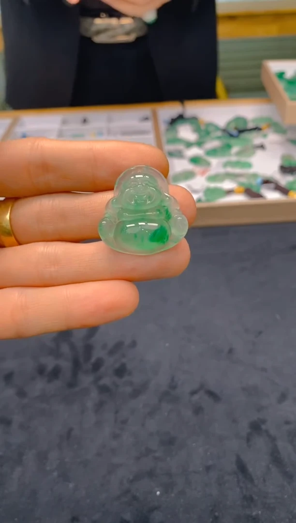 【闪购商品】石英质玉颈饰未镶嵌冰美人非洲翠