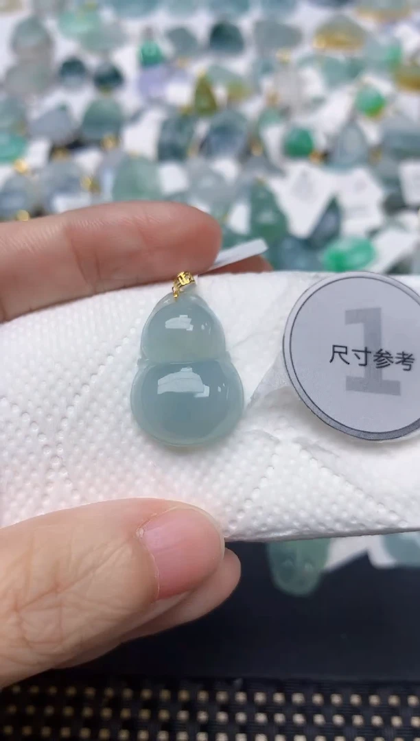 颈饰18K金镶嵌翡翠天然缅甸A货翡翠