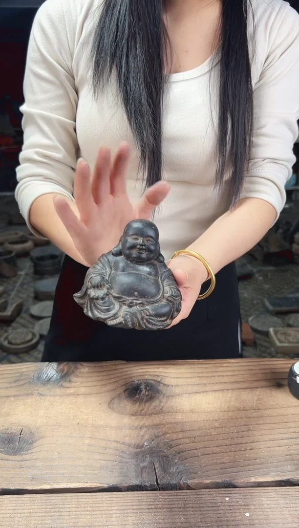 陶土【火山泥】未来佛