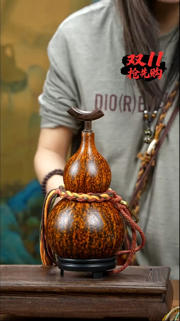 YV010简约大漆酒葫芦不包手串
