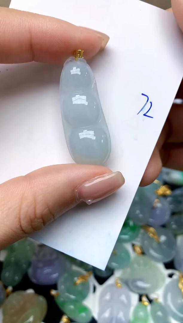 【闪购商品】翡翠颈饰18K金镶嵌天然A货翡翠