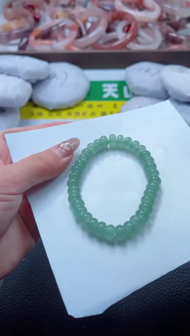 【闪购商品】石英质玉手镯未镶嵌东陵玉算盘
