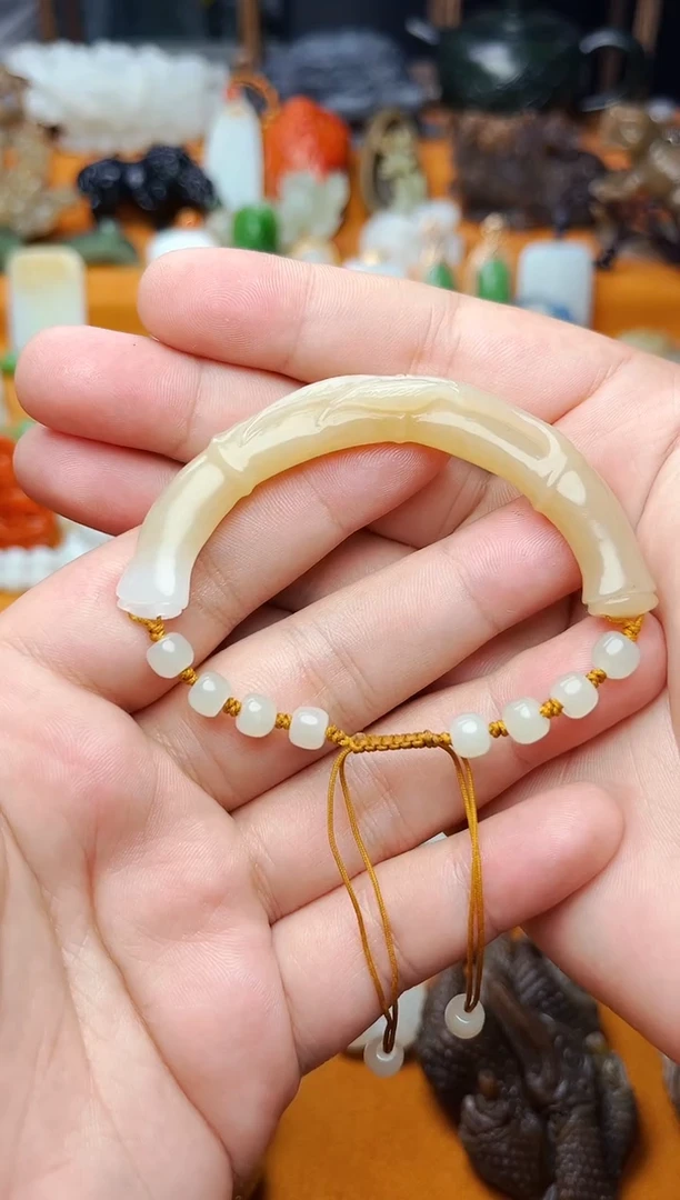 【闪购商品】和田玉手牌未镶嵌竹节