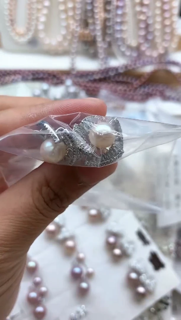 合金耳饰淡水珍珠多样性发其一，非无暇