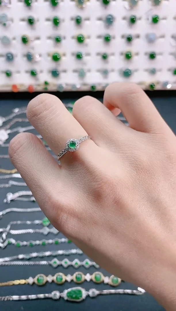 【闪购商品】翡翠戒指银S925镶嵌天然翡翠